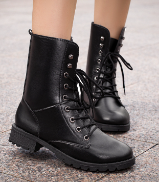Botas Martin de Cano Médio e Top Alto em Couro