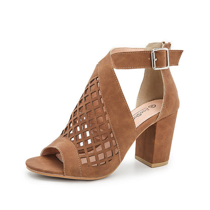 Sapatos Romanos com Fivela Oca e Salto Alto Grosso