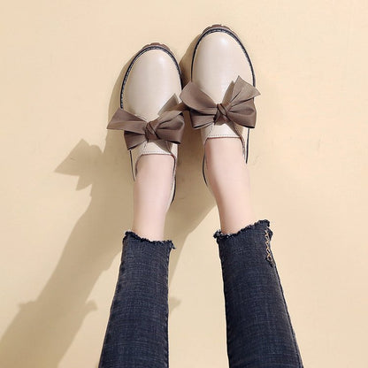 Sapatos Oxford com Sola Grossa e Laço Retrô para Mulheres