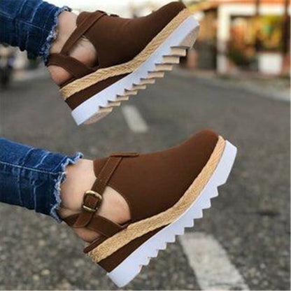 Sapatos  de plataforma com salto anabela