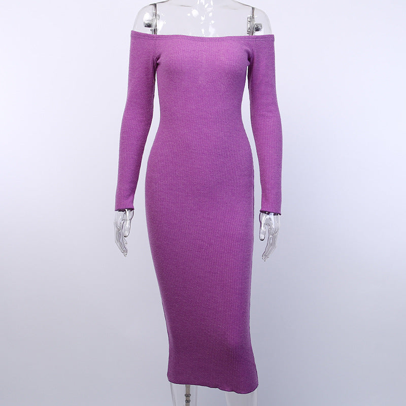 Vestido Justo de Manga Longa e Ombros à Mostra