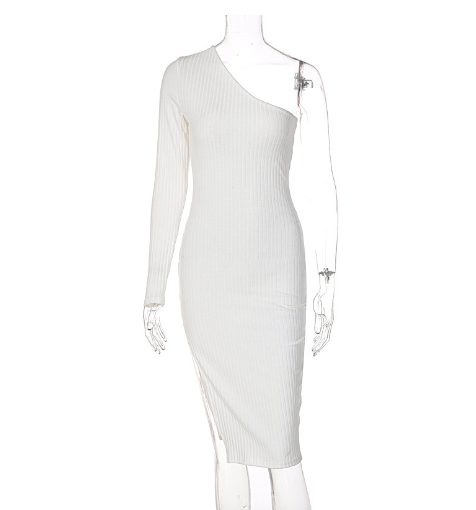 Vestido justo de um ombro só, super na moda, para o outono de 2026