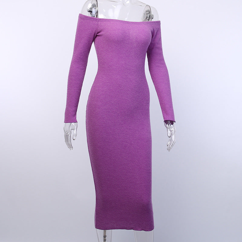 Vestido Justo de Manga Longa e Ombros à Mostra