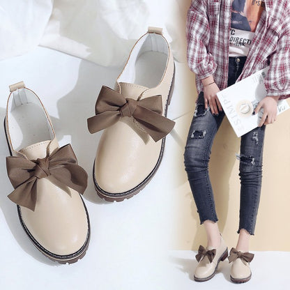 Sapatos Oxford com Sola Grossa e Laço Retrô para Mulheres