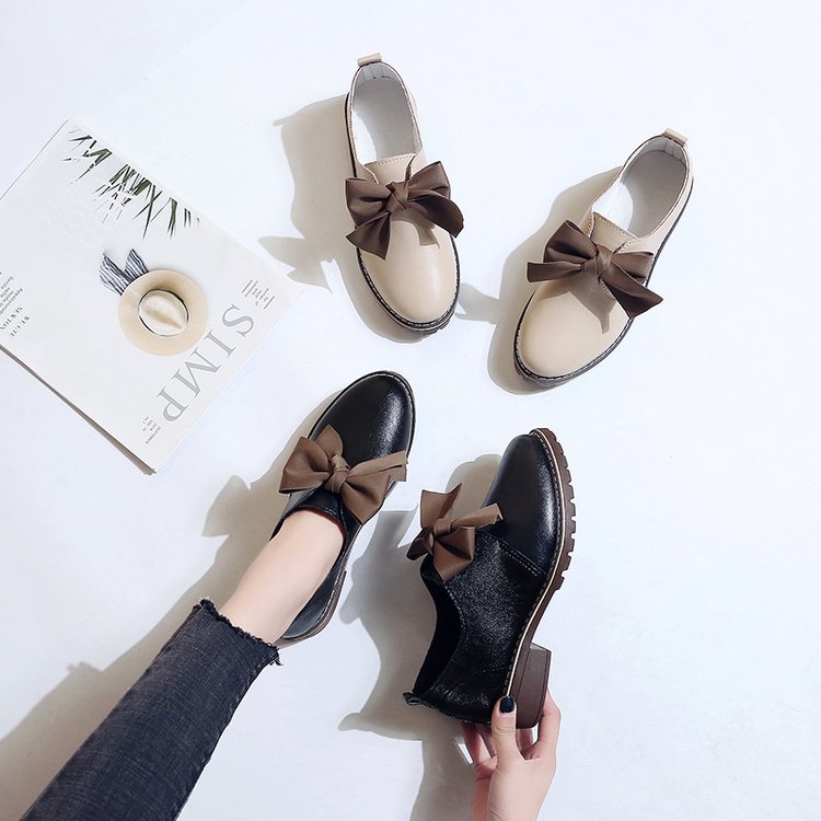 Sapatos Oxford com Sola Grossa e Laço Retrô para Mulheres